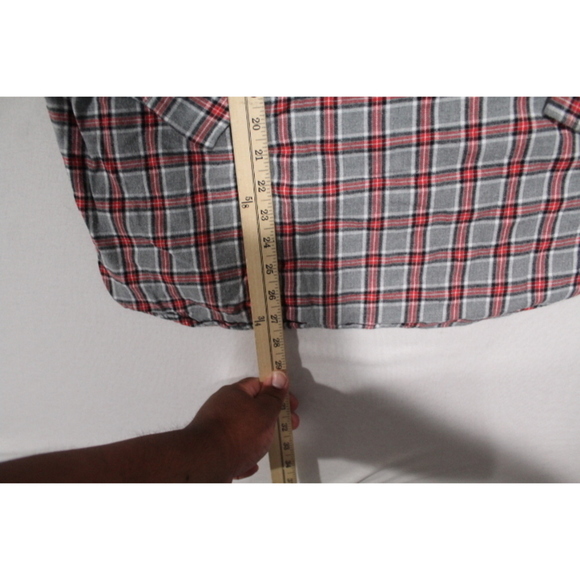 St John Bay Men Red Gray Plaid Button Down Size Large - Picture 5 of 8